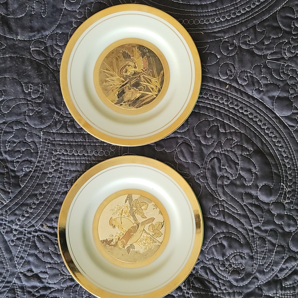 Wall decor plates